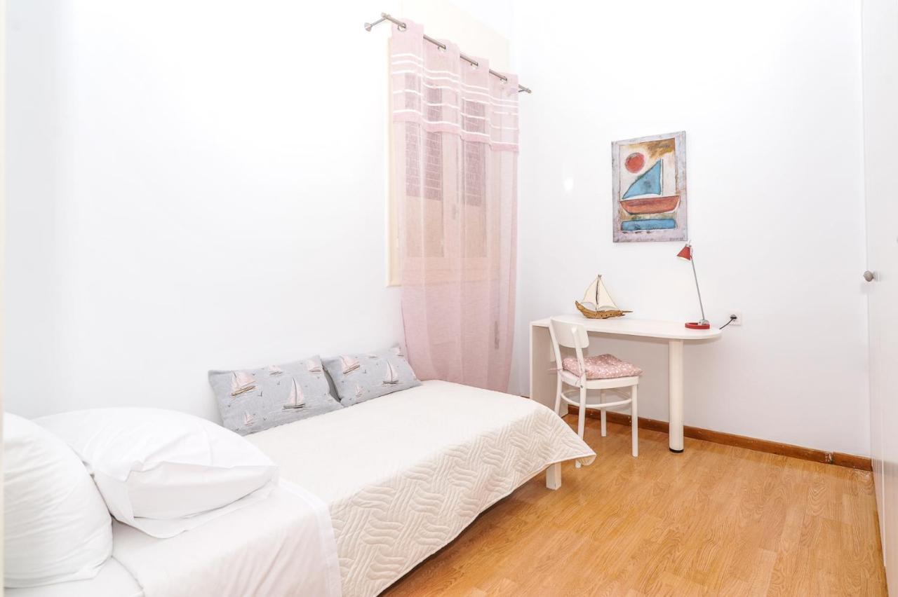 The Elegant. Spacious City Center Apartment. Iraklion Buitenkant foto