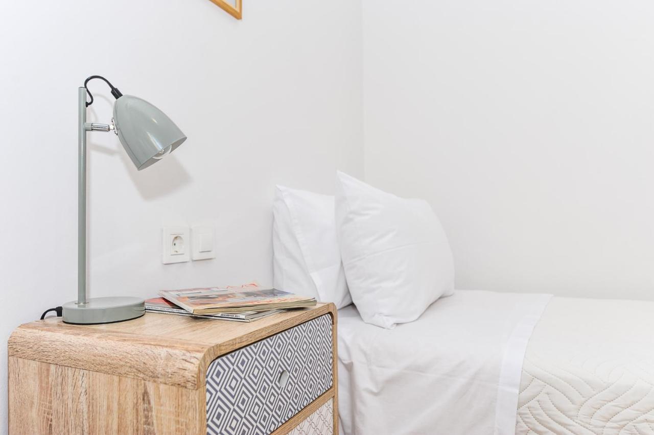 The Elegant. Spacious City Center Apartment. Iraklion Buitenkant foto